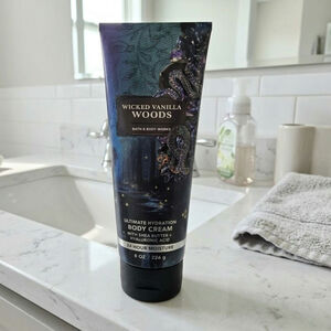 NEW! Bath & Body Works Fragrance Wicked Vanilla Woods Body Care Lotion Cream